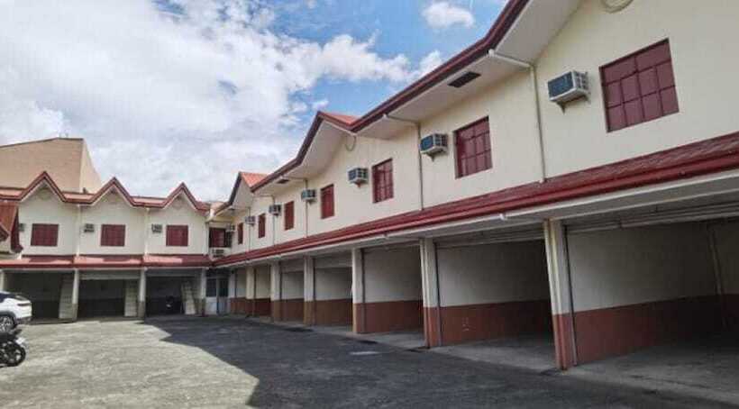 בית מלון כפרי Ridge Park