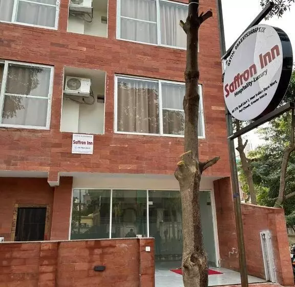 Hotelli Saffron Inn