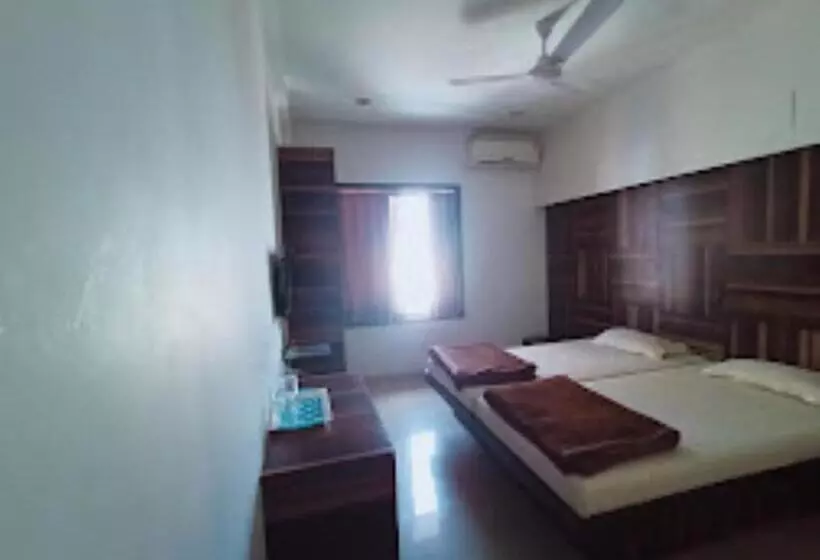 پانسیون Atithi Guest House,nashik