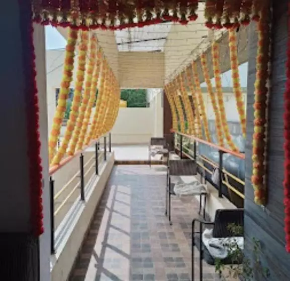 پانسیون Atithi Guest House,nashik