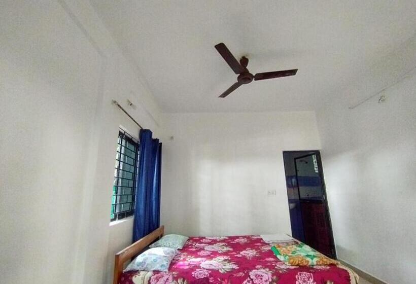 پانسیون The Valley