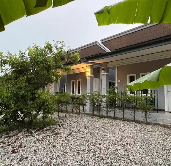 リゾートホテル Kp House Bueng Kan