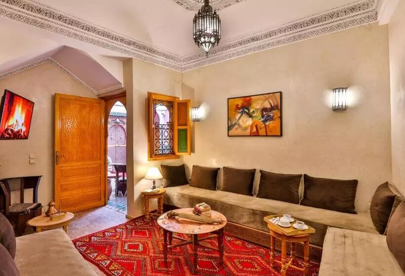 Riad N 15 Zefriti