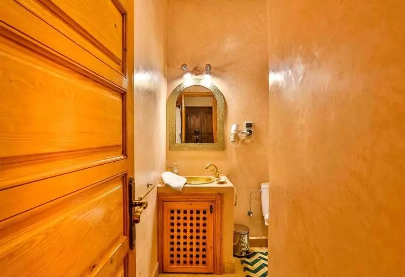 Riad N 15 Zefriti