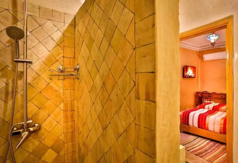 Riad N 15 Zefriti