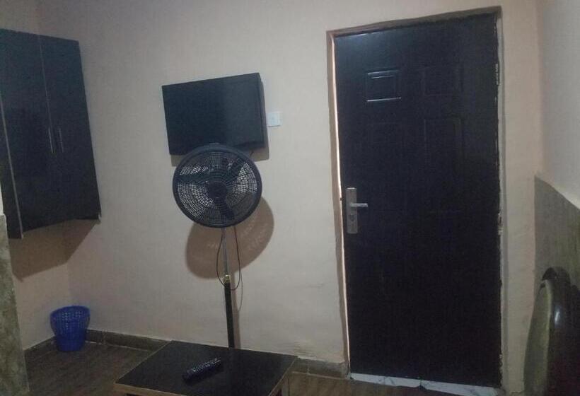 Stainless World International Hotel And Suites