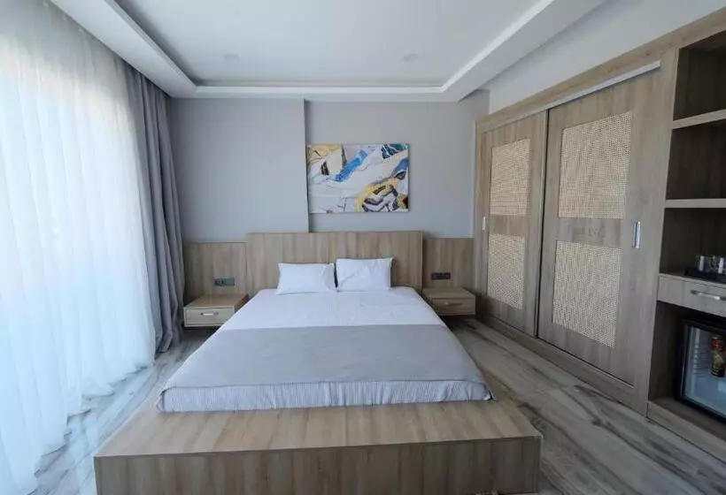 Xen Deluxe Boutique Hotel And Restaurant