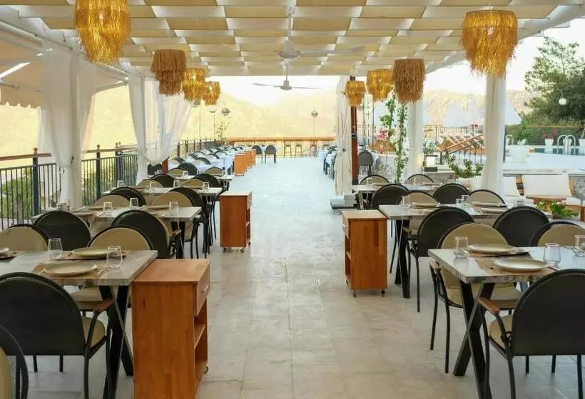 Xen Deluxe Boutique Hotel And Restaurant