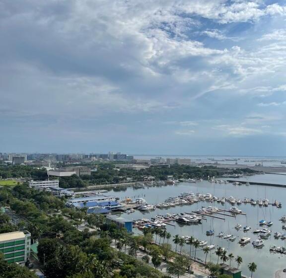 Admiral Baysuites 1 Br Unit