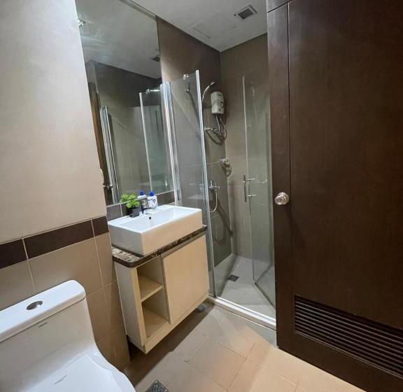 Admiral Baysuites 1 Br Unit