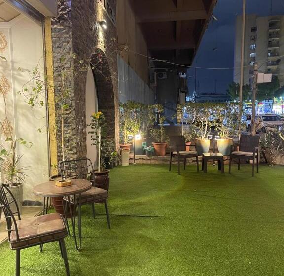 Al Rabie Hotel & Apartments