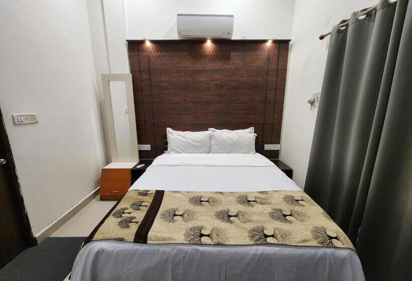 Aamiaismajoitus (B&B) Teakwood Farms