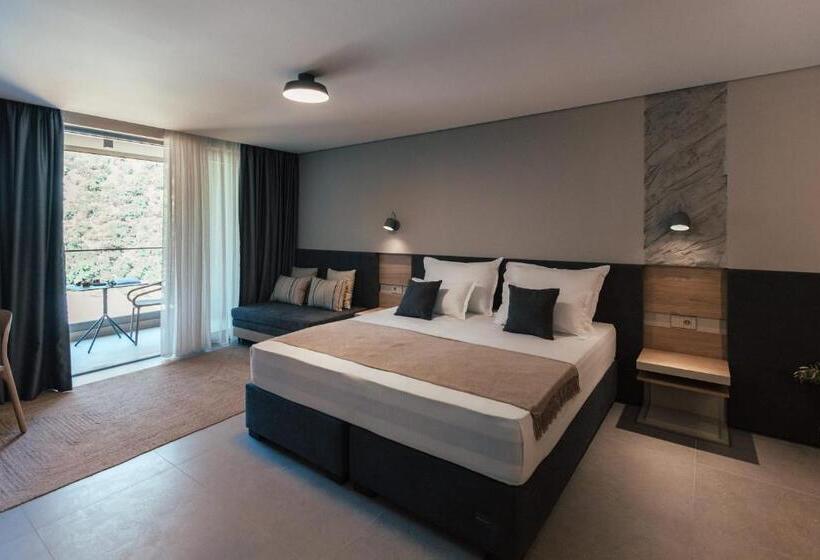 Boutique Hotel Mavie Adults Only