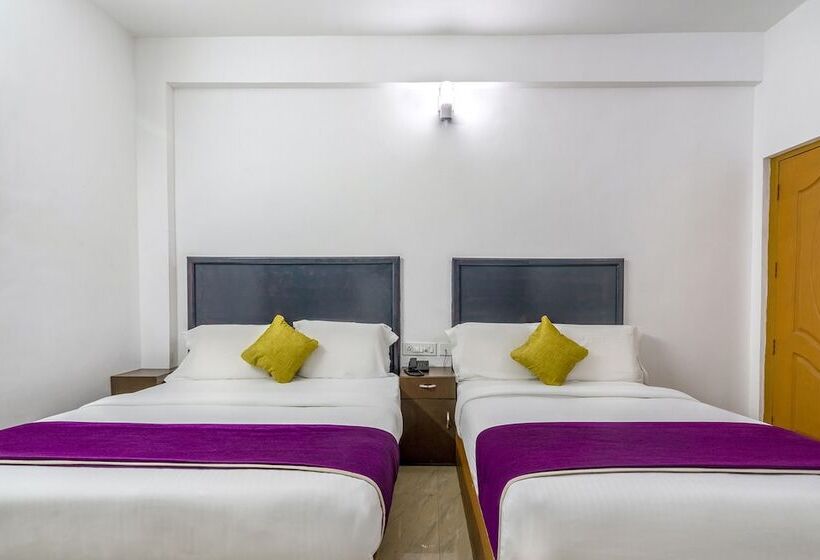 Fabhotel Abrigo Residency