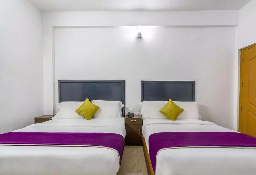 Fabhotel Abrigo Residency