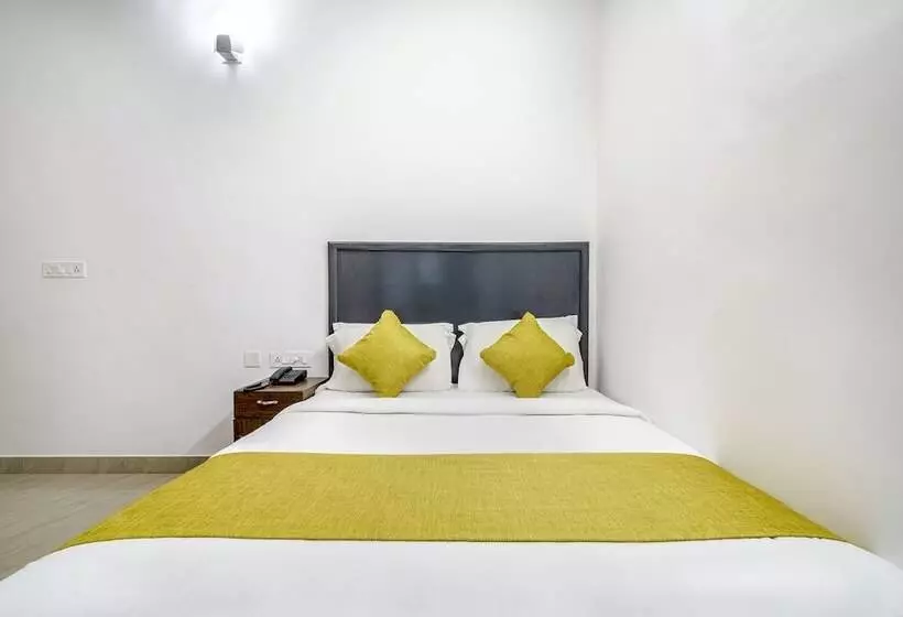 Fabhotel Abrigo Residency