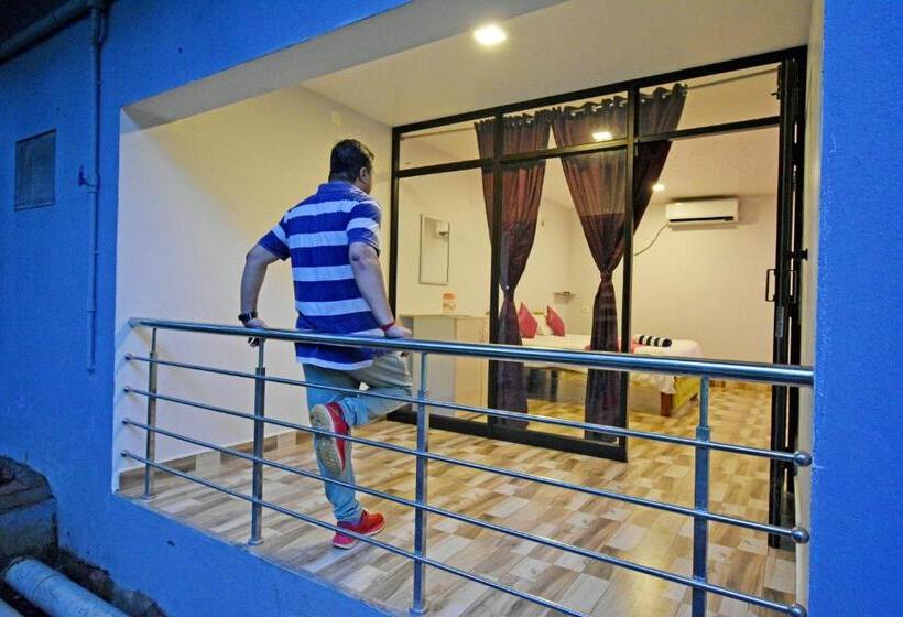 בית מלון כפרי Brindavanam Resort