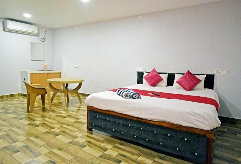 בית מלון כפרי Brindavanam Resort