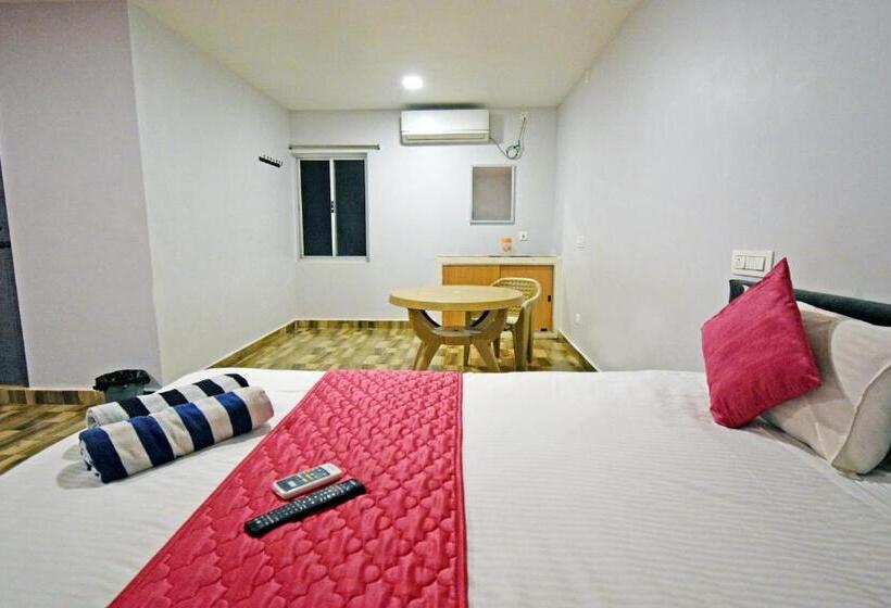 בית מלון כפרי Brindavanam Resort