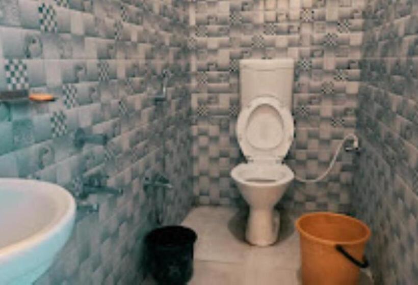 בית מלון כפרי Yash,dehri