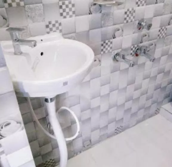 Hotel Yash,dehri