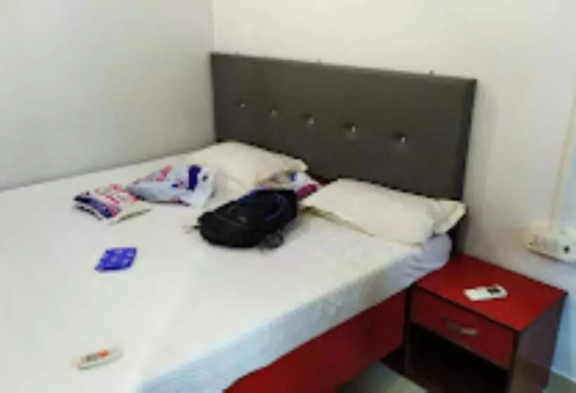 Hotel Yash,dehri