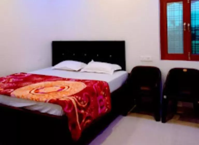 Hotel Yash,dehri