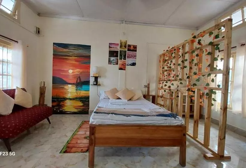 ペンション Shree Homes Studio