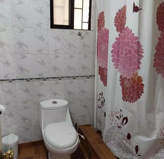 Majatalo Te Ra A Travel   Cabaña Equipada