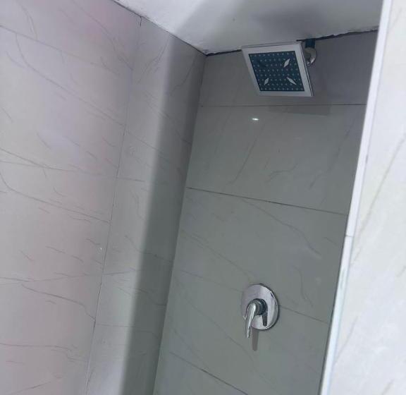 ペンション Tshipako Guesthouse