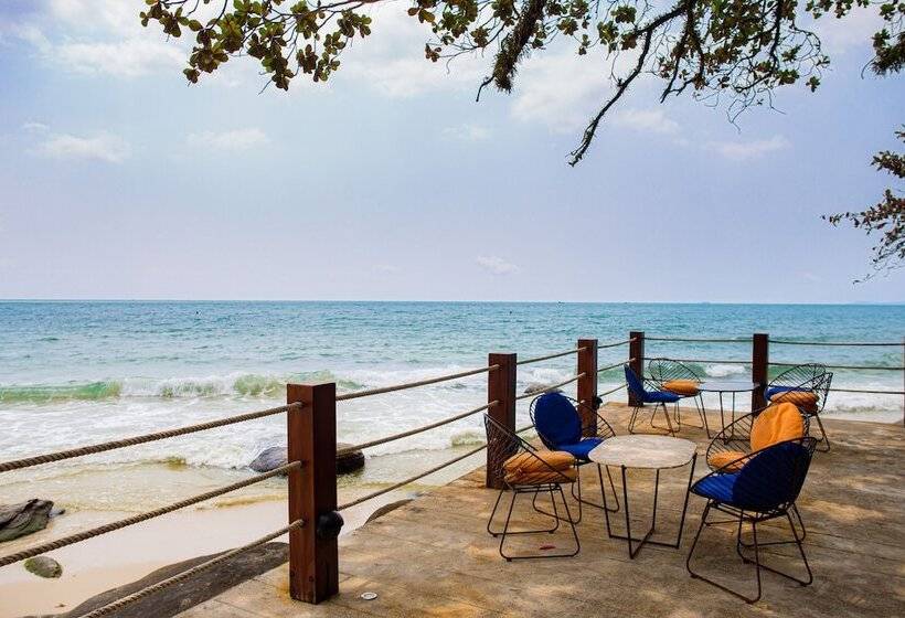 Pod Village By Independence Hotels