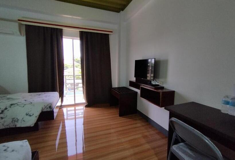 Reddoorz @ Lqj Hotel Old Buswang Kalibo