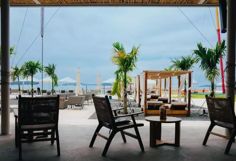 リゾートホテル Summer Bay Beach Club & Cabins Sihanoukville By Preference