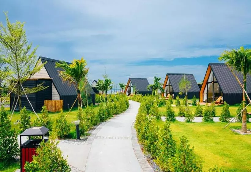 リゾートホテル Summer Bay Beach Club & Cabins Sihanoukville By Preference