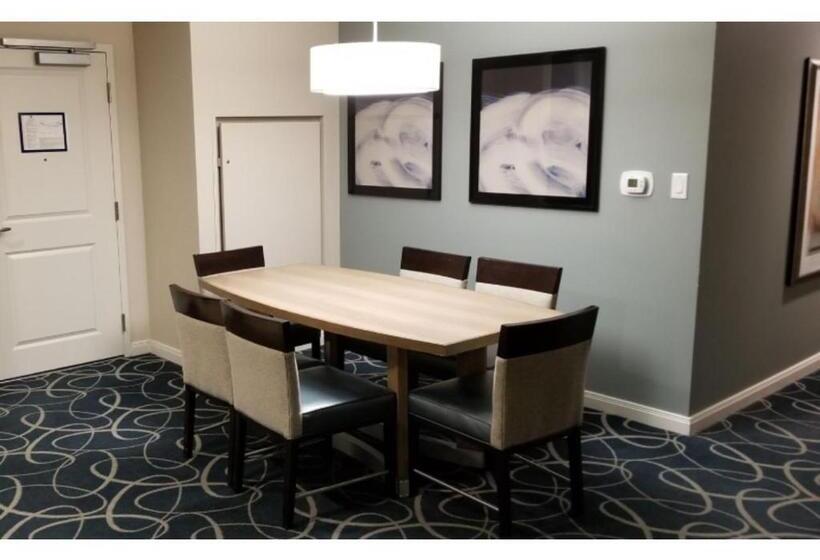 A Luxury Condo Awaits You At The Desert Blue, Moments From The Strip Special Offer Now!