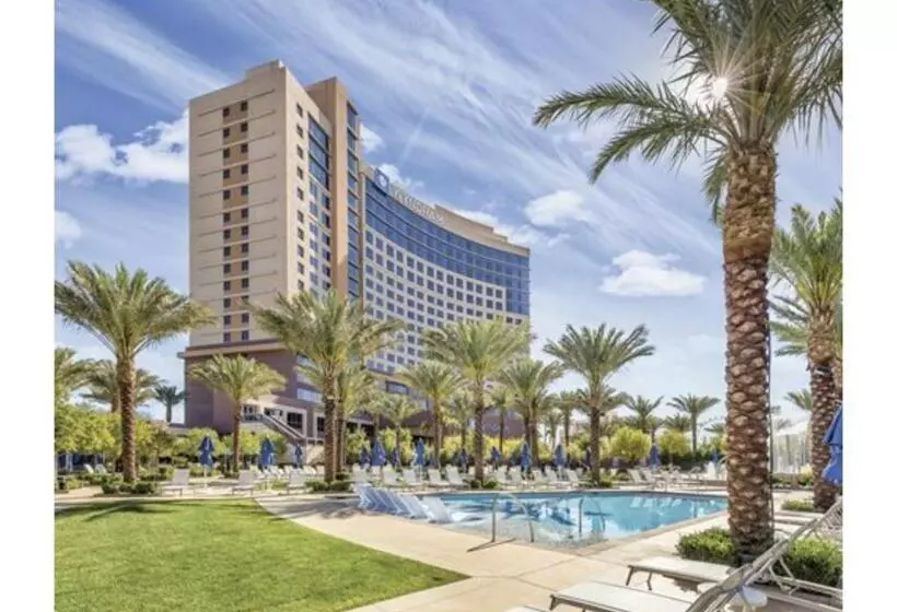 A Luxury Condo Awaits You At The Desert Blue, Moments From The Strip   Special Offer Now!