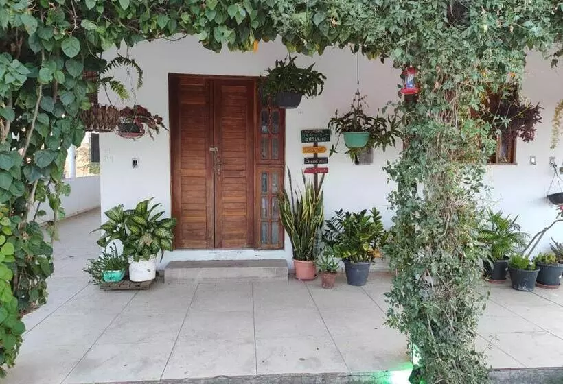 ユースホステル Más Allá Da Casa De Ana
