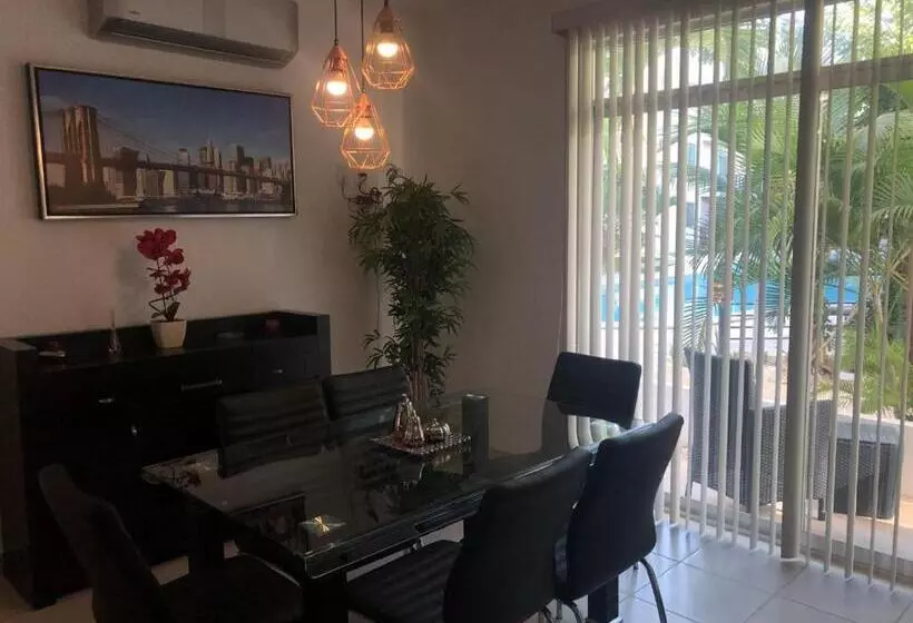 Beach Haus Suites Vacacionales