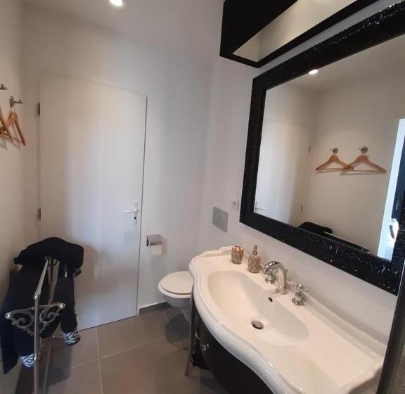 민박 Domaine Benester Chambre Axel 4 épis