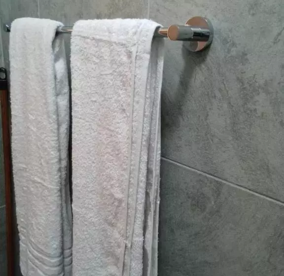 تختخواب و صبحانه Studio Airbnb In Ongata Rongai