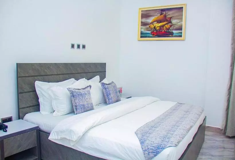 تختخواب و صبحانه 4 Bedroom Villa Marina Duplex Guzape