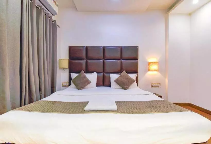 ホテル Ashoka Palace
