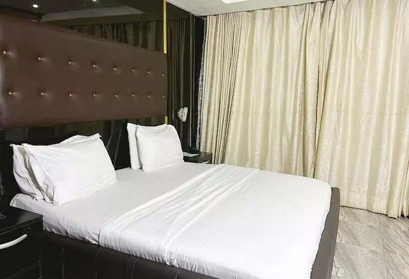 هتل Grey Residence