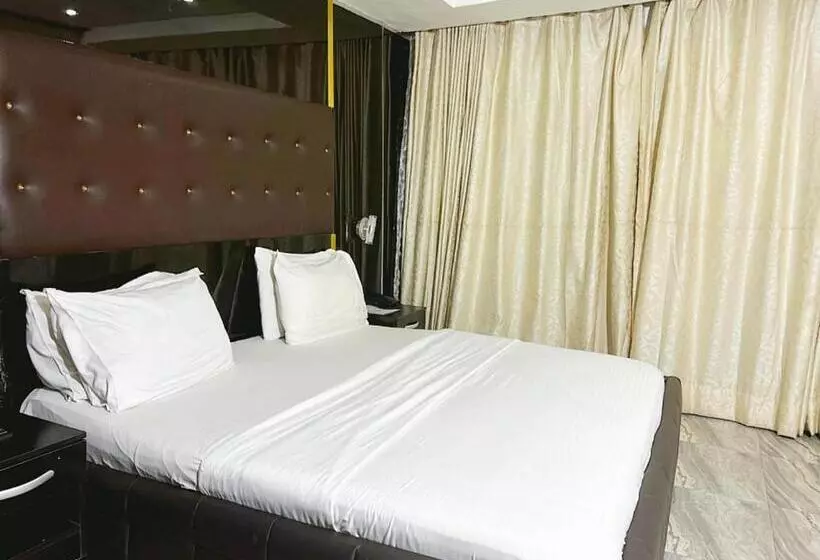 هتل Grey Residence