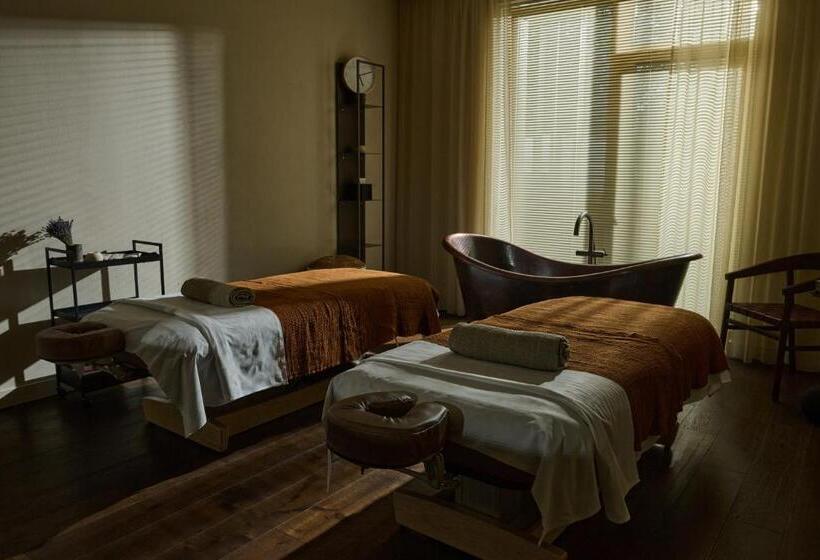 هتل Monist Boutique By Spa Vilnius