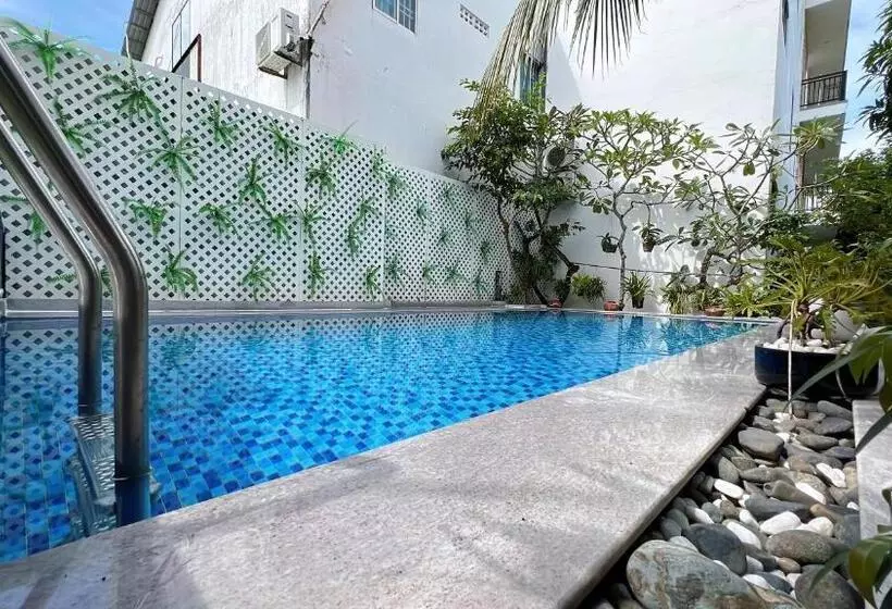 هتل Nhu Huose Phu Quoc