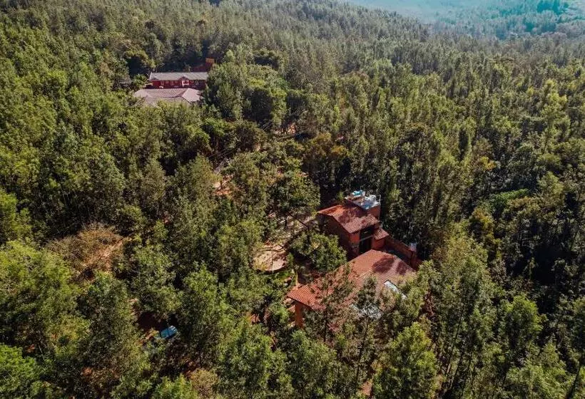 ホテル Sereno Barn Eco Stay Chikmagalur