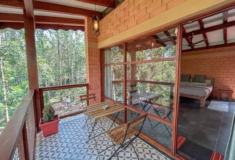 ホテル Sereno Barn Eco Stay Chikmagalur