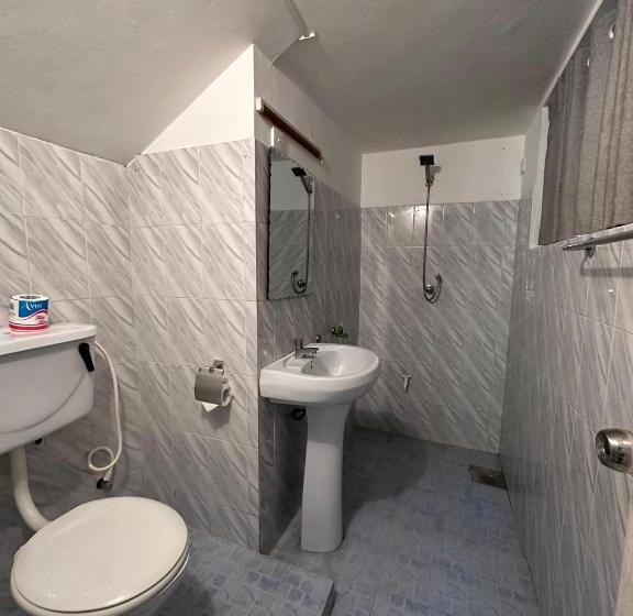 Отель Surf N Spice   Hiriketiya