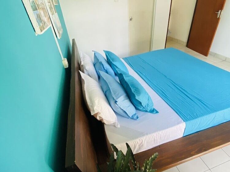 Отель Surf N Spice   Hiriketiya